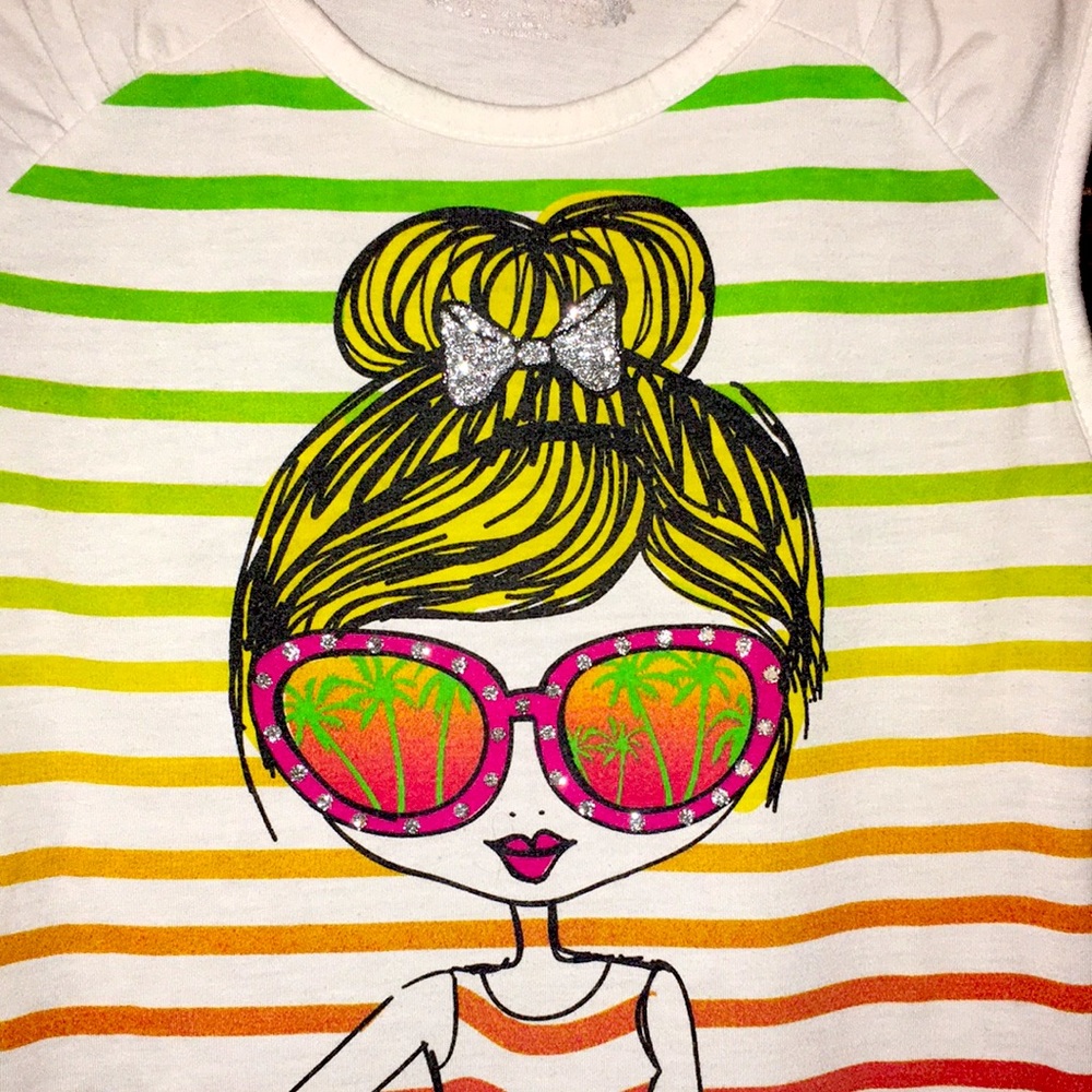 Red Camel Top Beach Girl Tee Size Large White Red Green Sleeveless